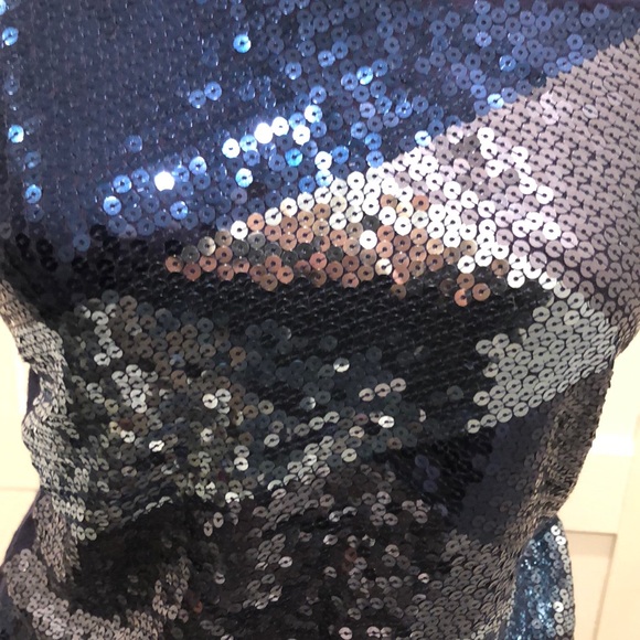 Sequins top - Picture 2 of 4